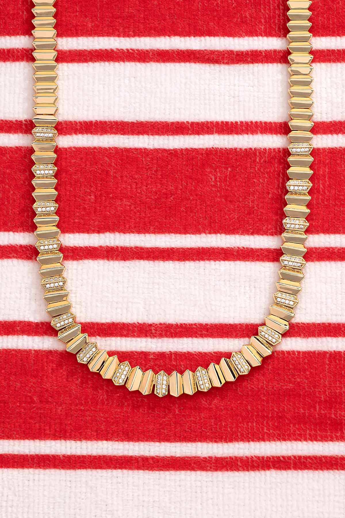03-YC8488OX-APM-Monaco-Necklace