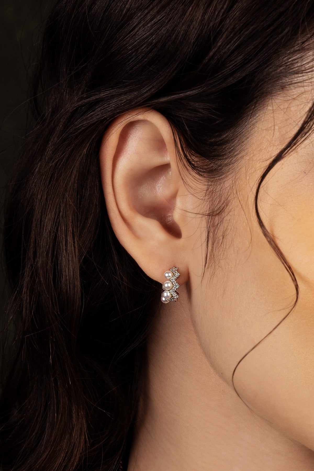 Up and Down Earrings with Pearls - APM Monaco