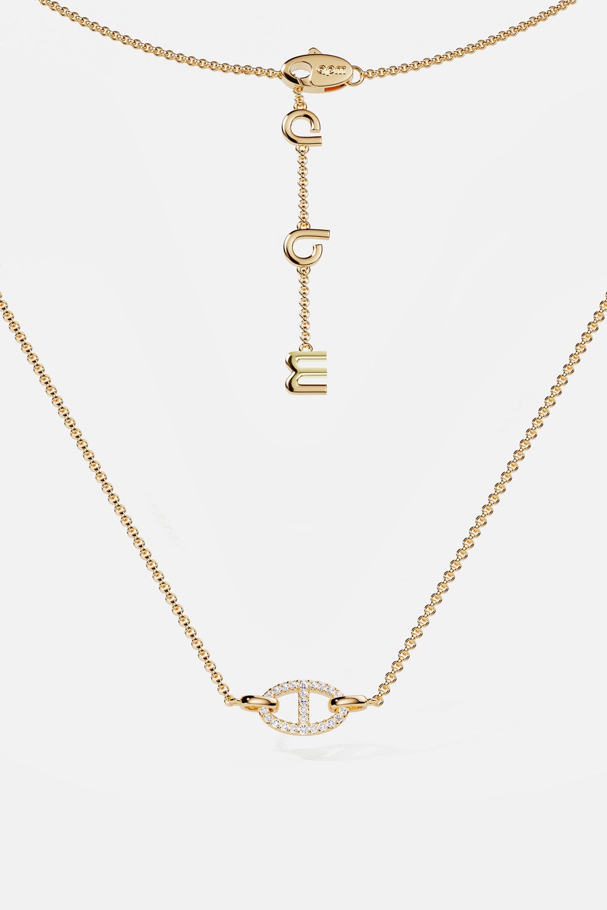 Necklaces APM Monaco: yellow gold chain with a delicate maille marine link design; no visible stones.