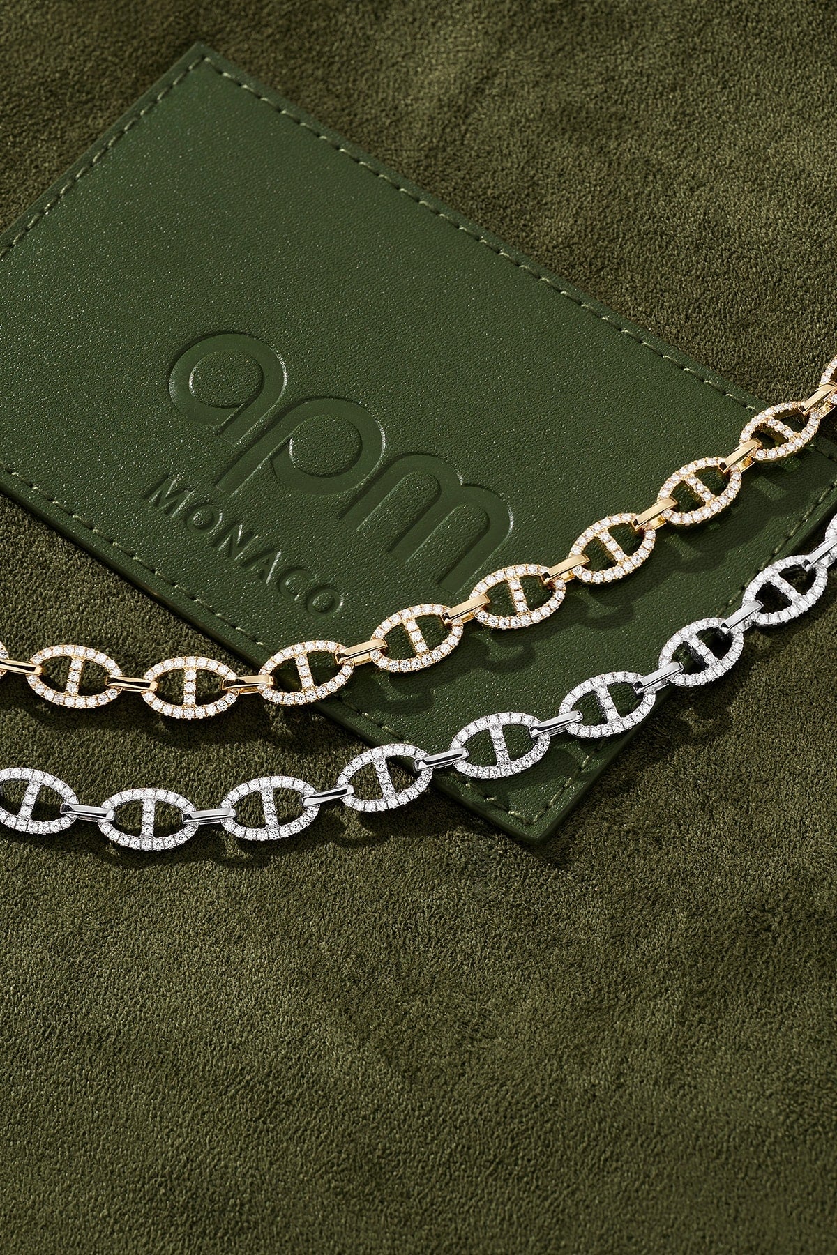 Bracelets APM Monaco maille marine chain bracelet in silver with a linked chain design.