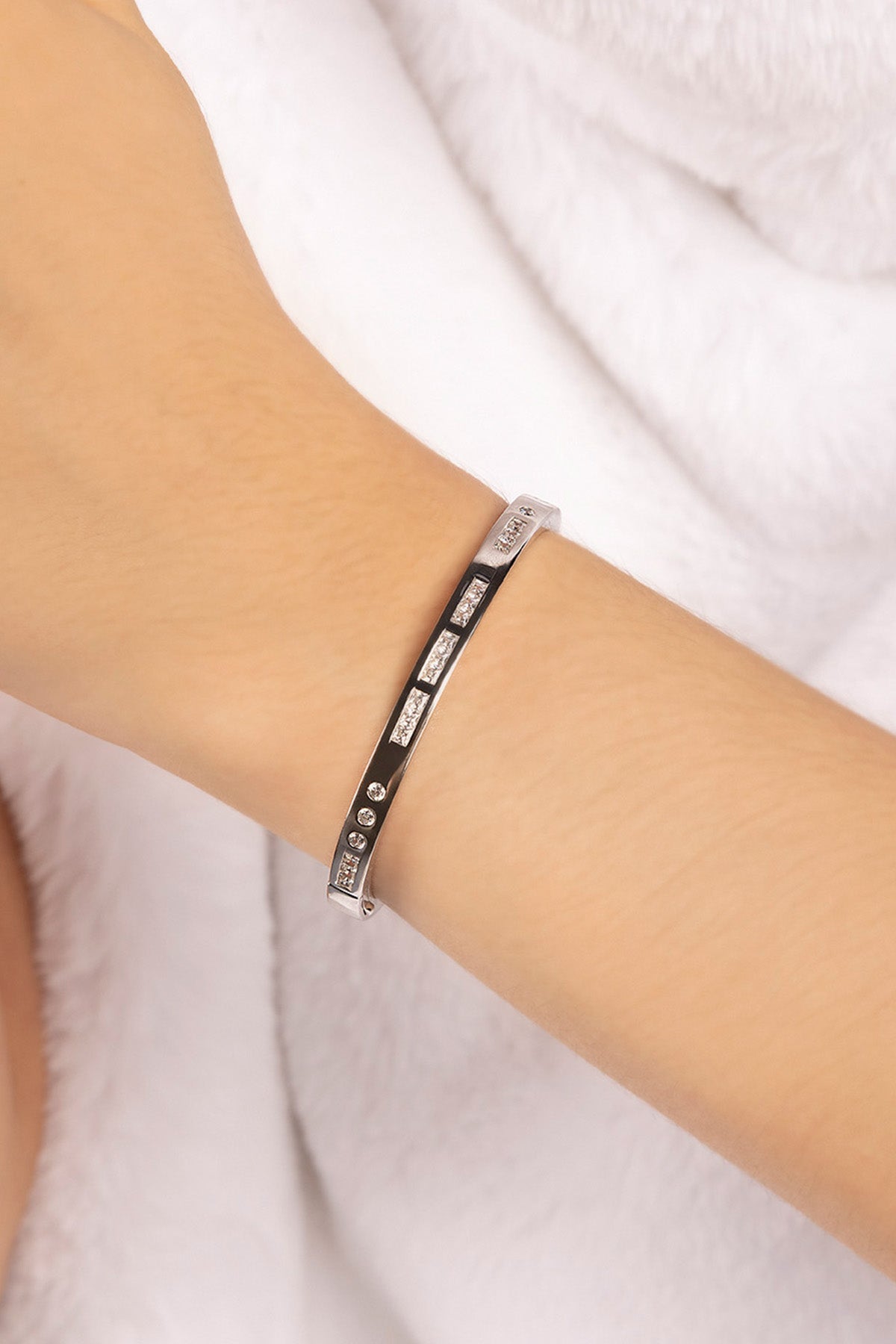 Morse Code Bracelet, White Alloy | APM Monaco