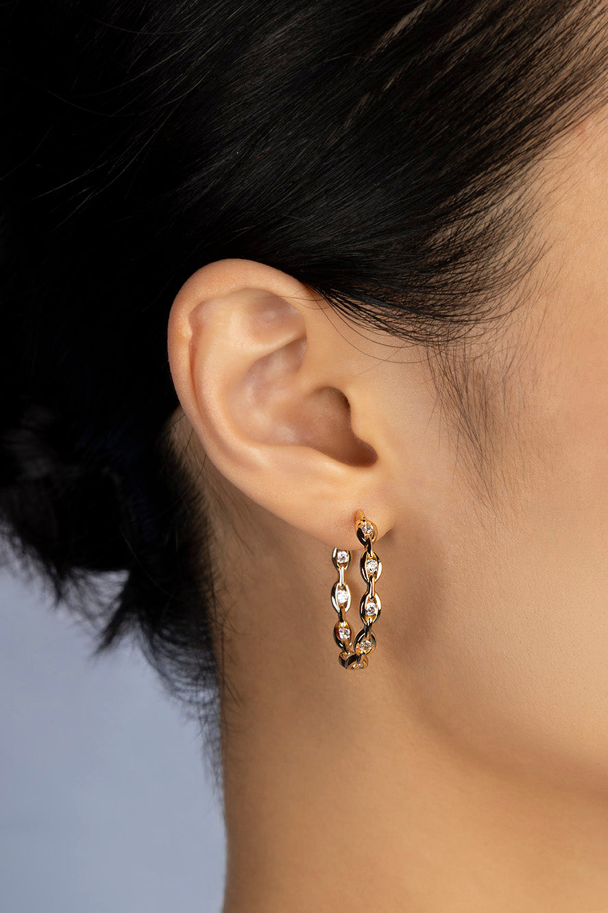 APM Monaco Earring Enchaîné