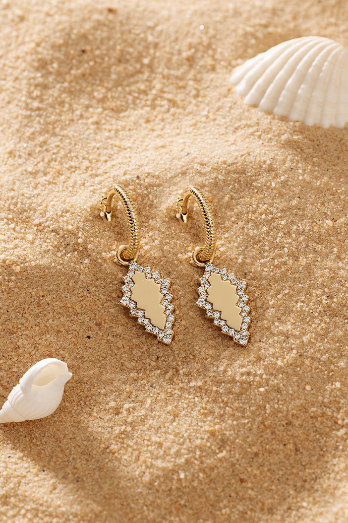 Earrings APM Monaco hoop fashion jewelry.